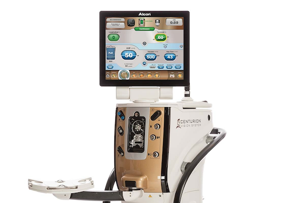 【院長ブログ】手術で使用する機械（センチュリオン）